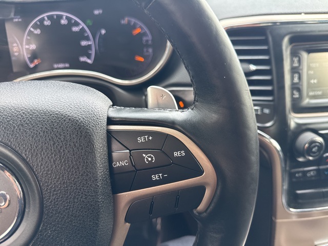 2015 Jeep Grand Cherokee Laredo photo 15