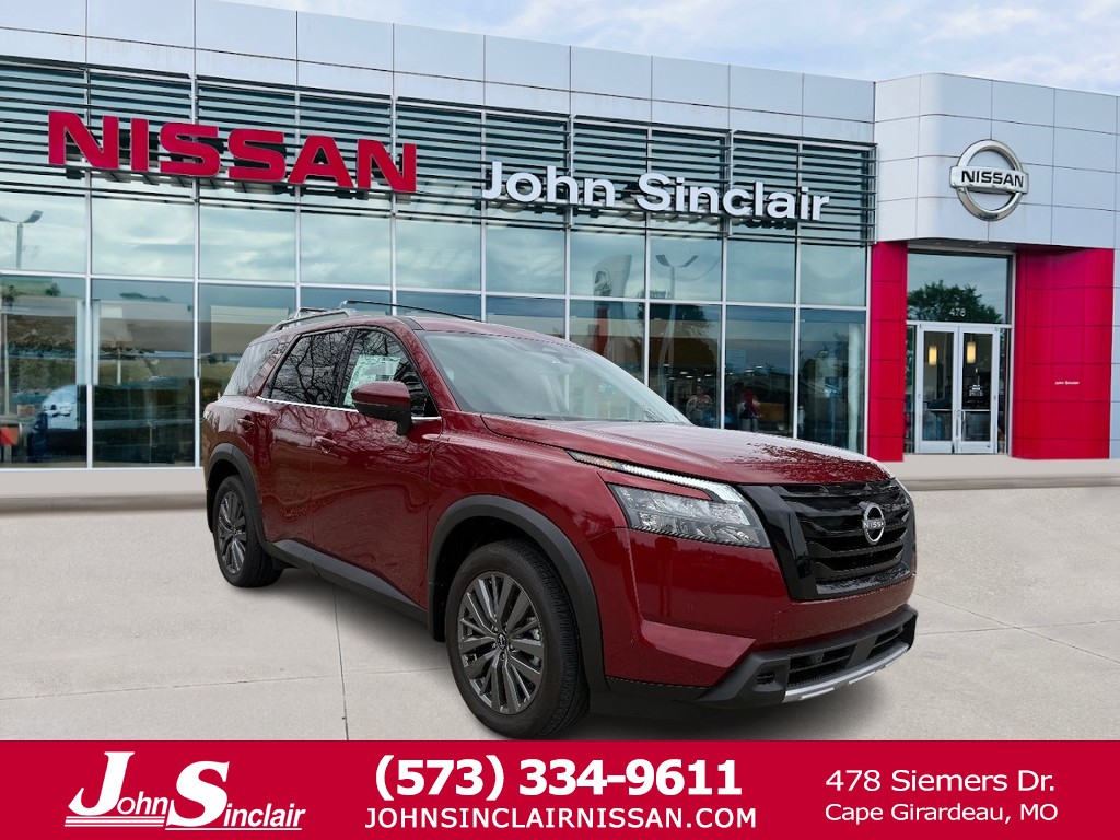 2025 Nissan Pathfinder SL's photo