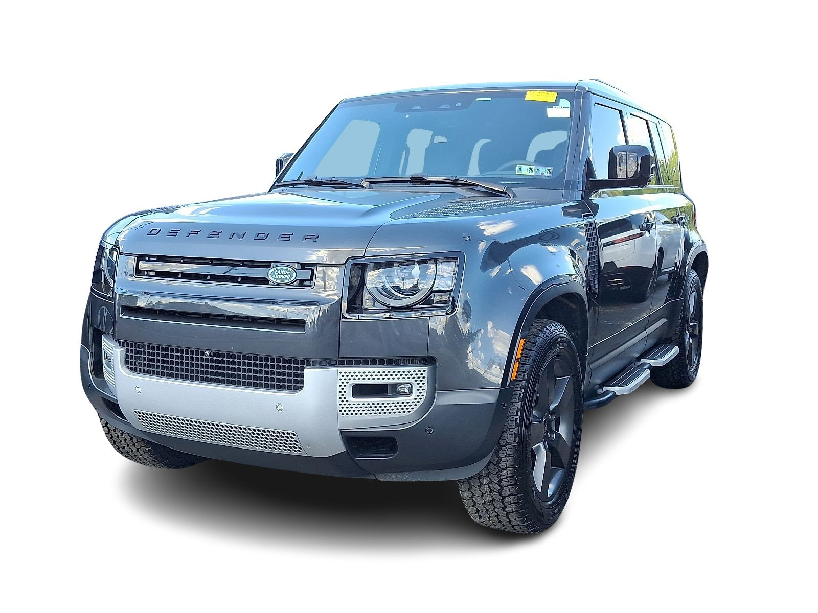 2023 Land Rover Defender SE's photo