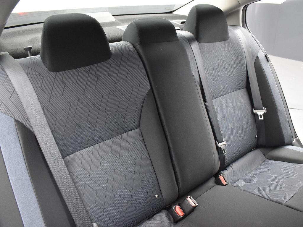 2025 Nissan Versa 1.6 SV photo 20