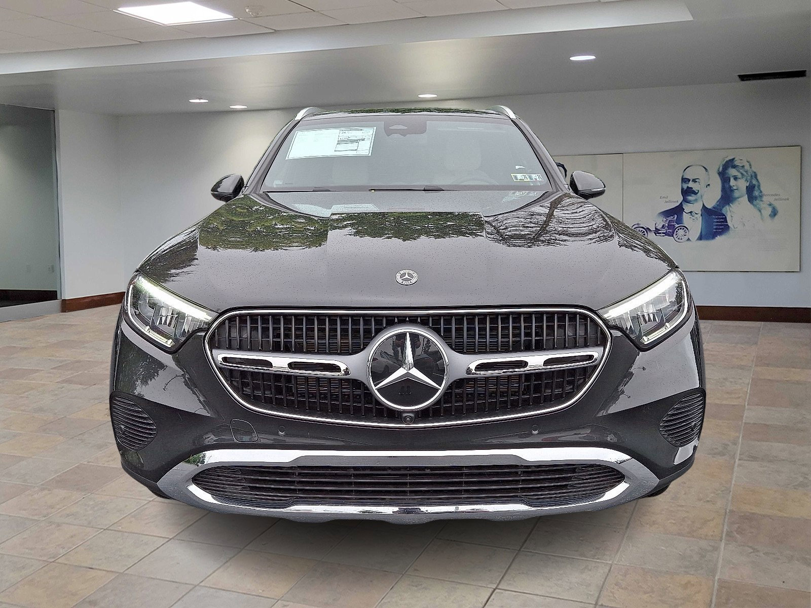 2026 Mercedes Benz GLC 300 4MATIC photo 2