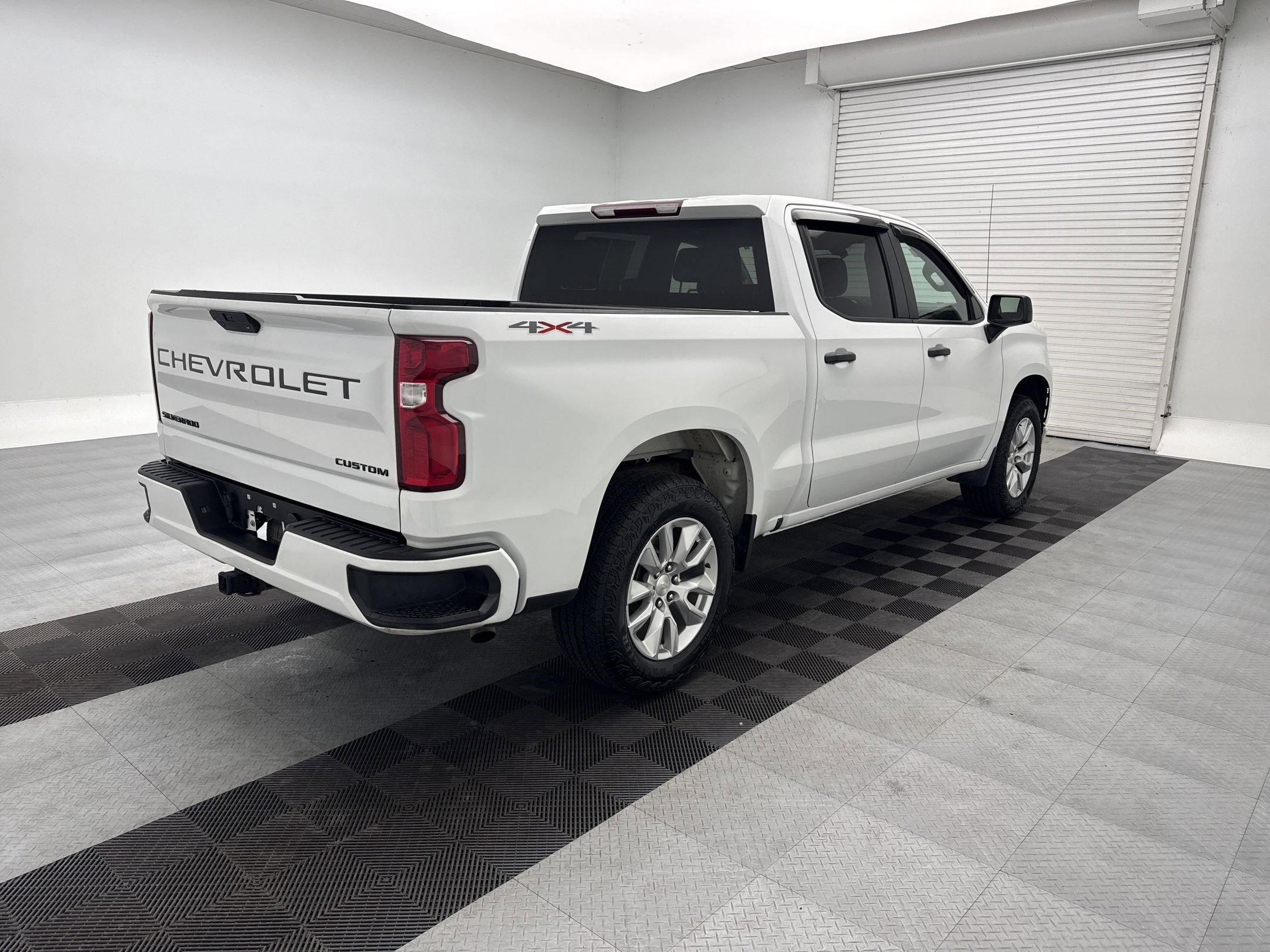2022 Chevrolet Silverado 1500 Custom photo 7