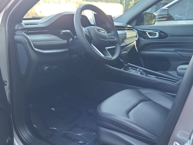 2024 Jeep Compass Limited photo 5