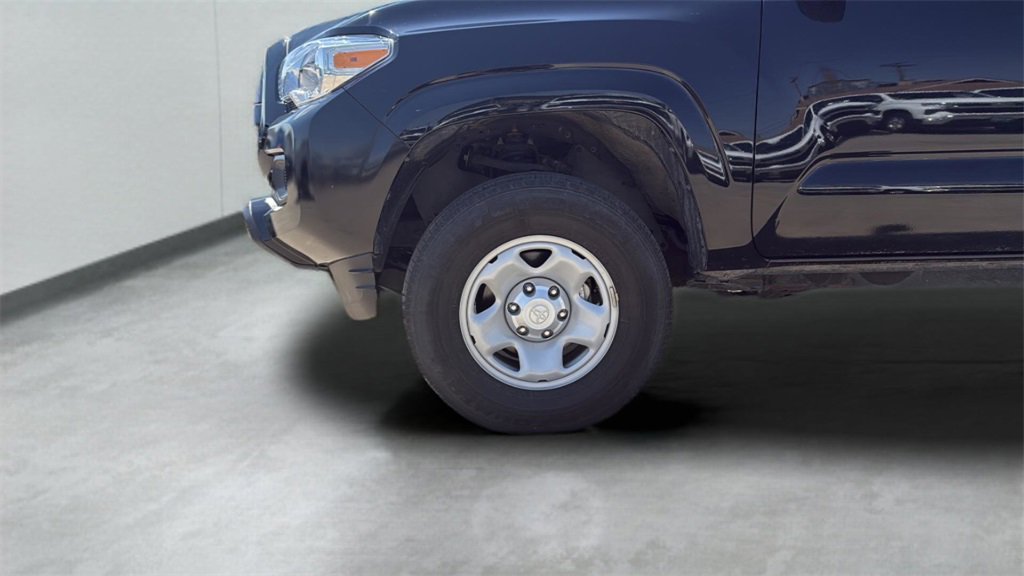 2022 Toyota Tacoma SR5 V6 4x4 photo 14