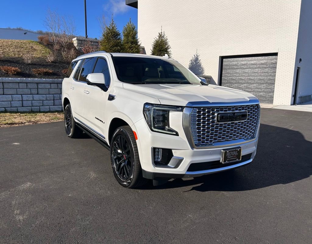 2022 GMC Yukon Denali's photo