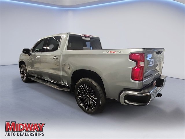 2026 Chevrolet Silverado 1500 LTZ photo 3