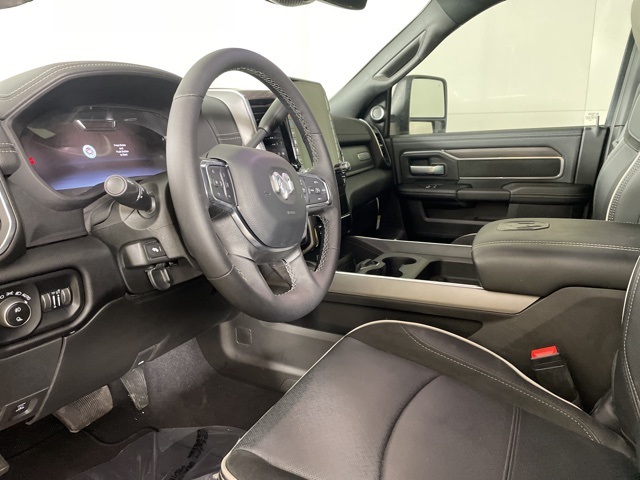 2025 Ram 3500 Laramie photo 20