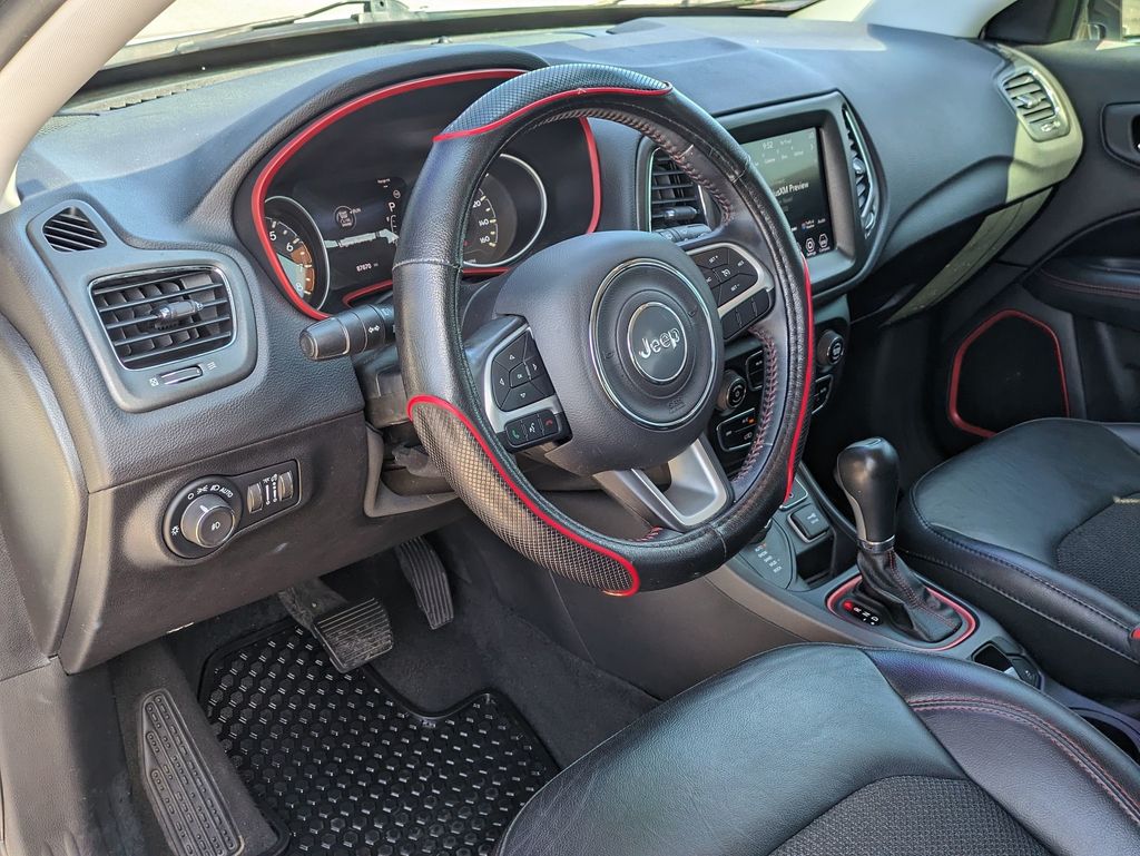 2019 Jeep Compass Trailhawk photo 11