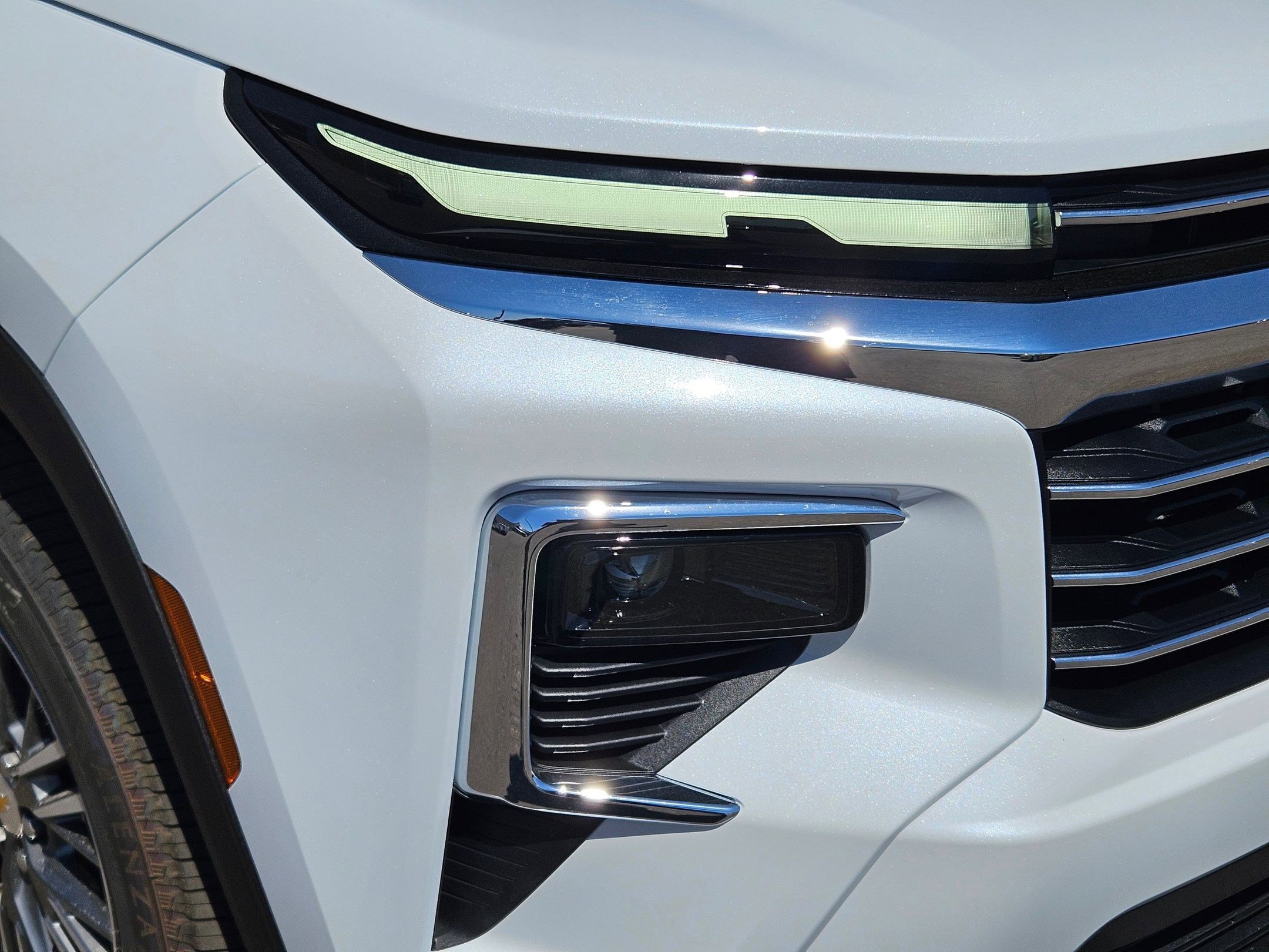 2026 Chevrolet Traverse photo 9