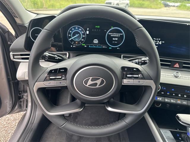 2025 Hyundai Elantra Hybrid Limited photo 23
