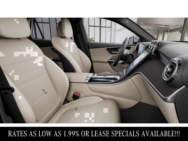 2025 Mercedes Benz GLC 300 4MATIC photo 4