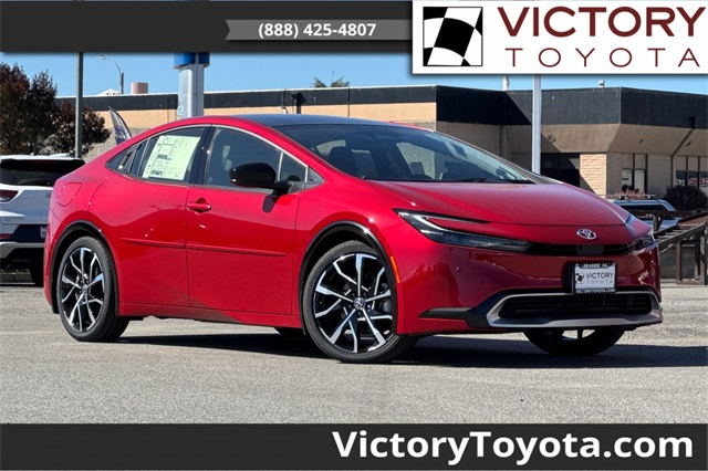 2026 Toyota Prius XSE Premium's photo