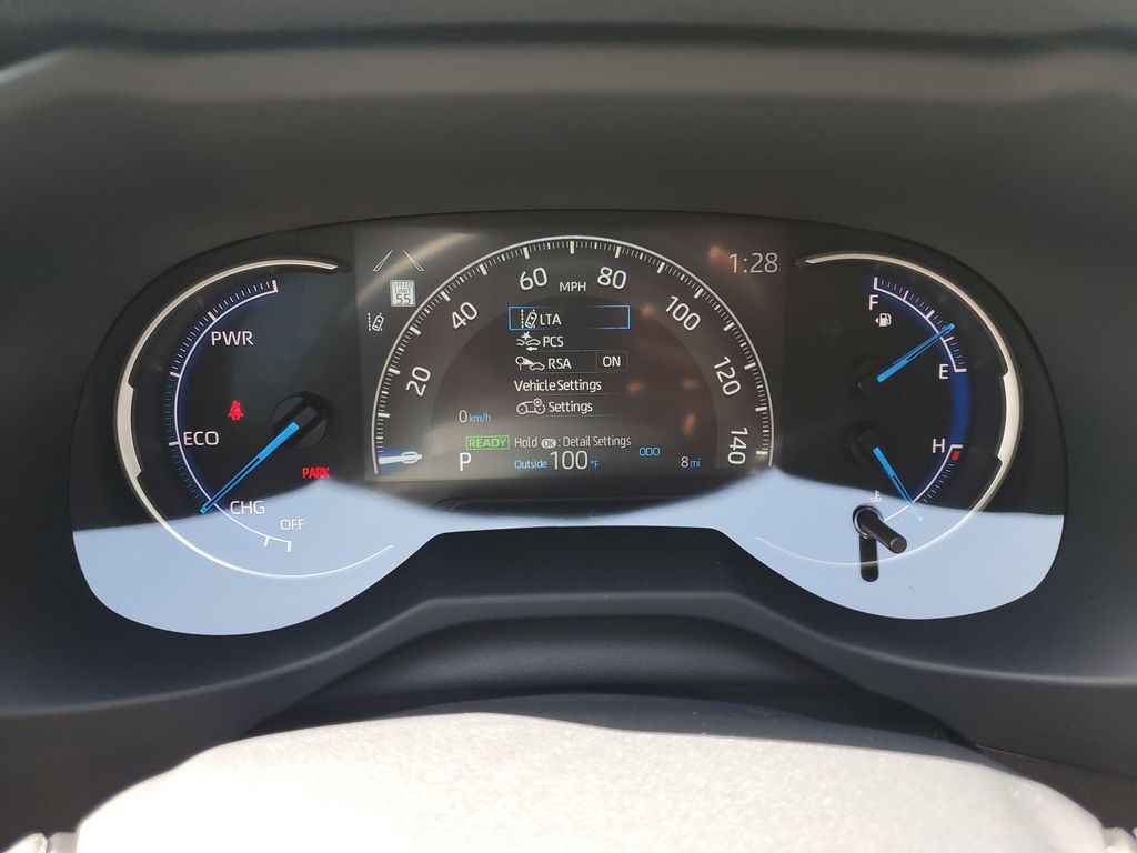 2025 Toyota RAV4 Hybrid LE photo 20