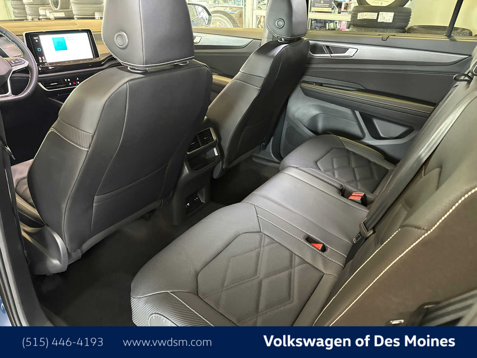 2025 Volkswagen Atlas Cross Sport SE Technology photo 12