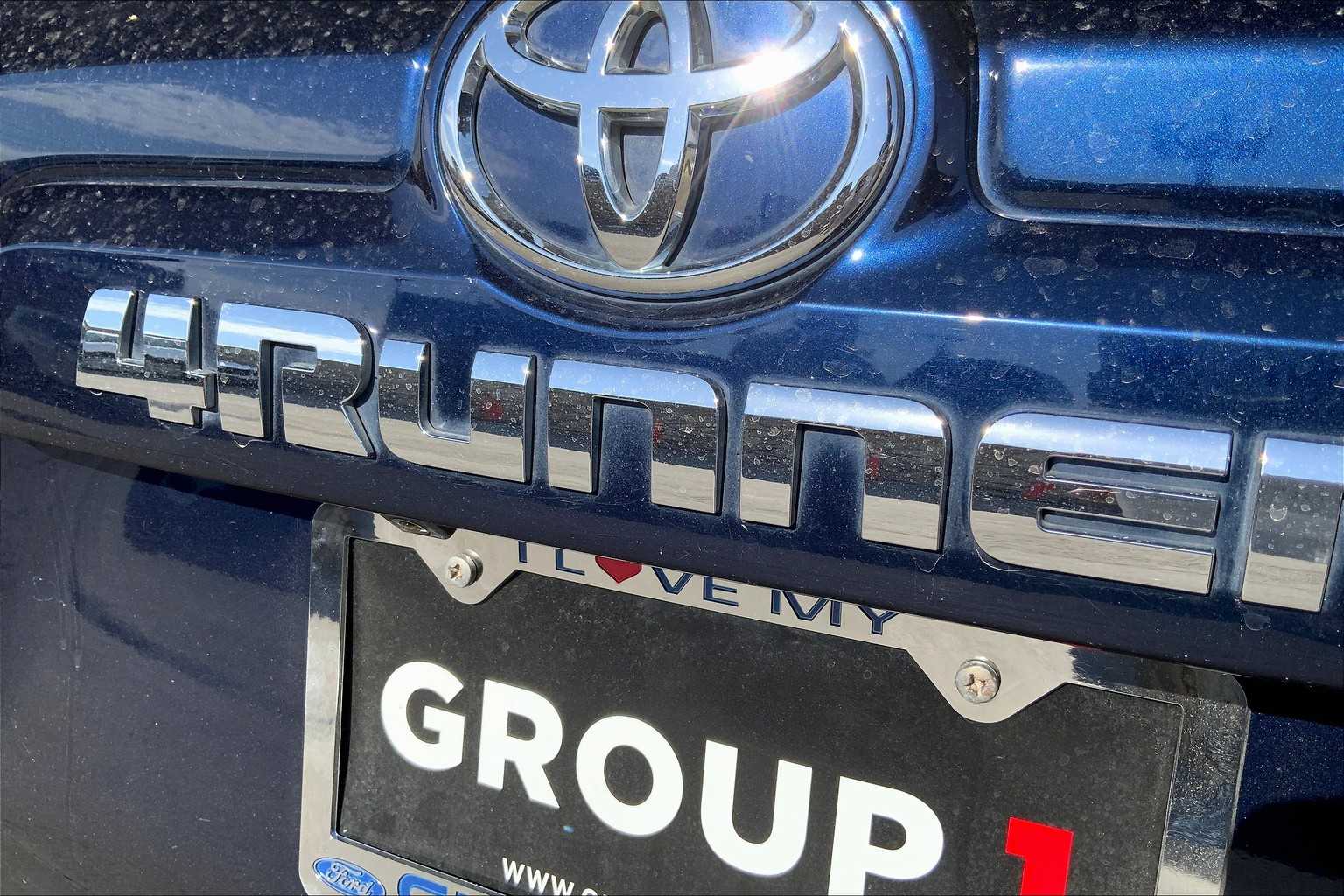 2018 Toyota 4Runner SR5 Premium photo 6