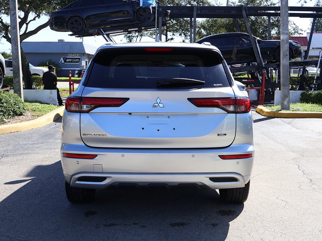 2022 Mitsubishi Outlander SEL photo 10