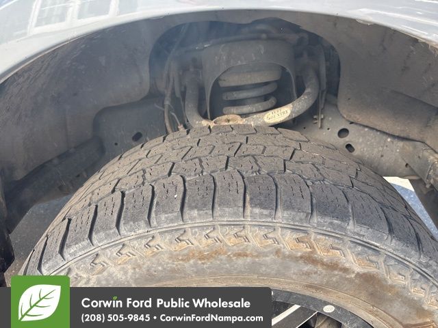 2019 Ford F-150 XLT photo 2