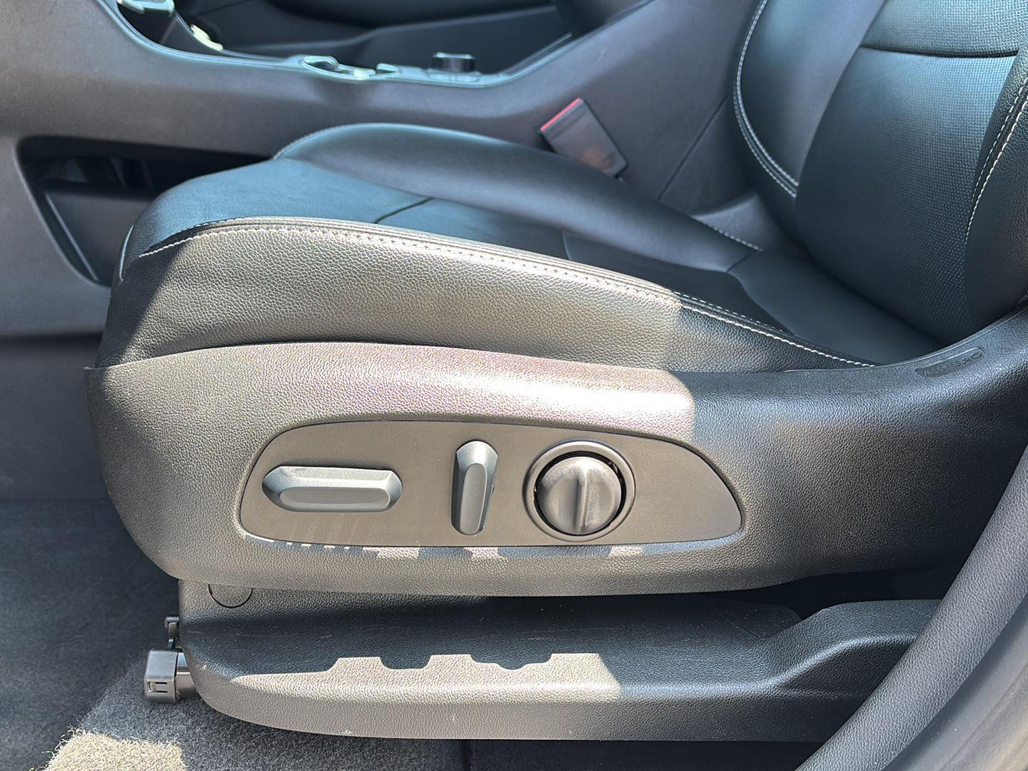 2023 Gmc Terrain SLT photo 6