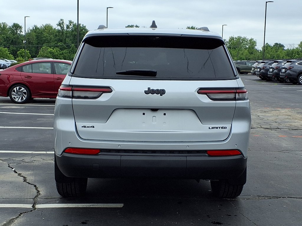 2025 Jeep Grand Cherokee Limited photo 20