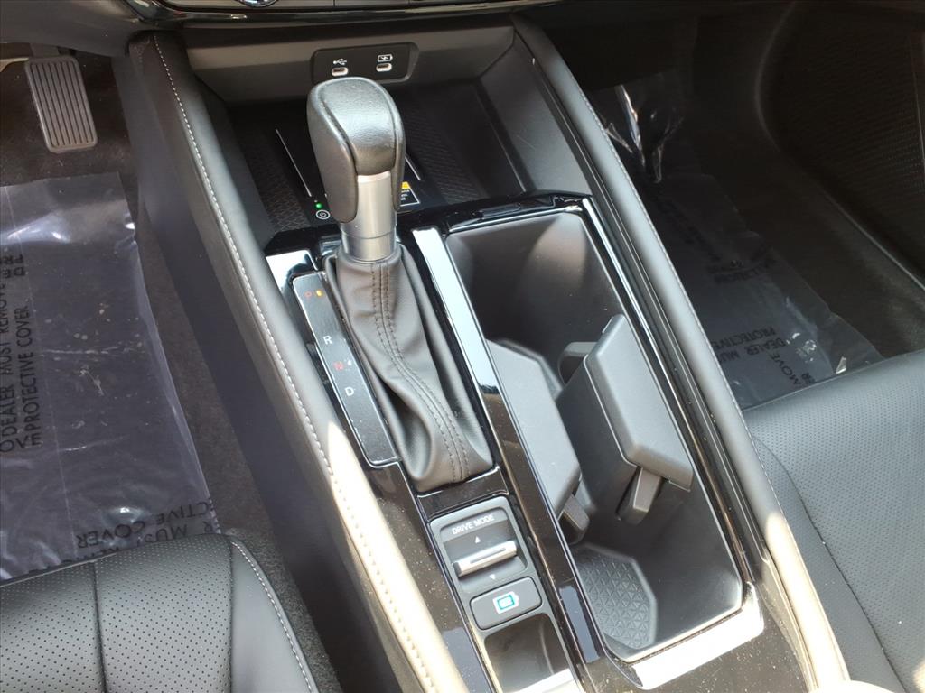 2023 Honda Accord Hybrid Touring photo 9