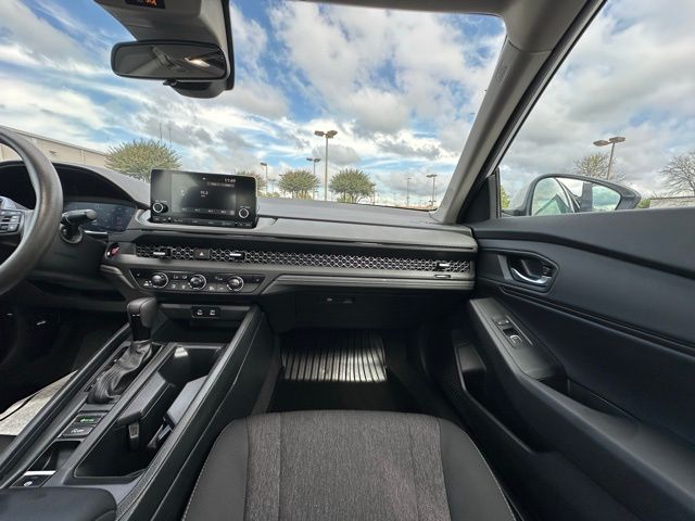 2023 Honda Accord EX photo 27