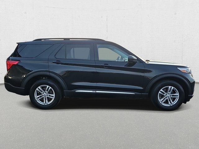 2023 Ford Explorer XLT photo 4
