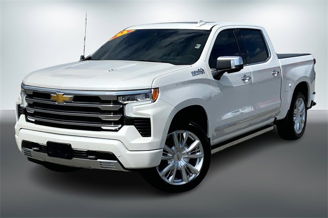 Used 2023 Chevrolet Silverado 1500 High Country with VIN 1GCUDJEL0PZ324277 for sale in Kansas City