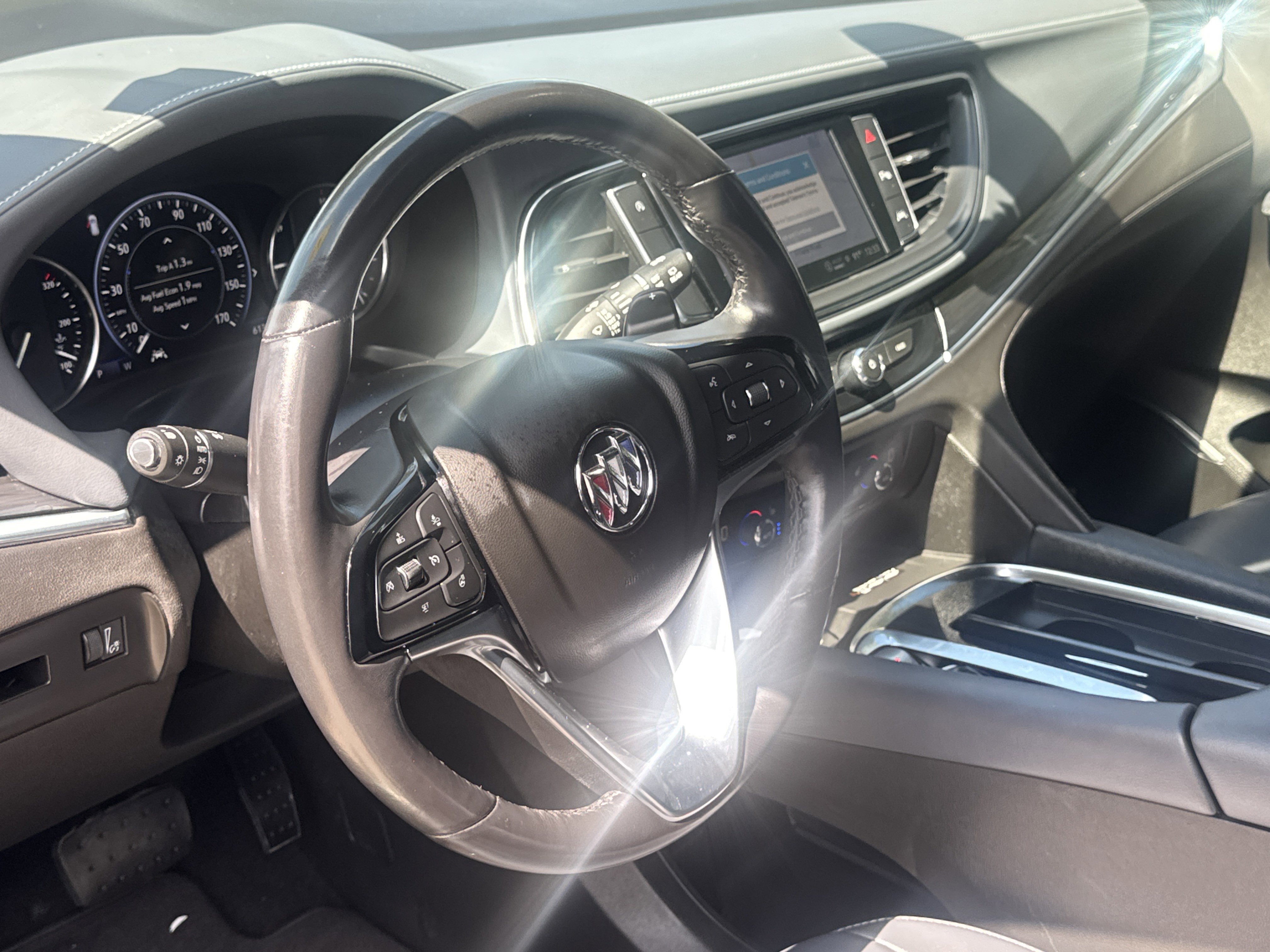 2024 Buick Enclave Premium photo 3