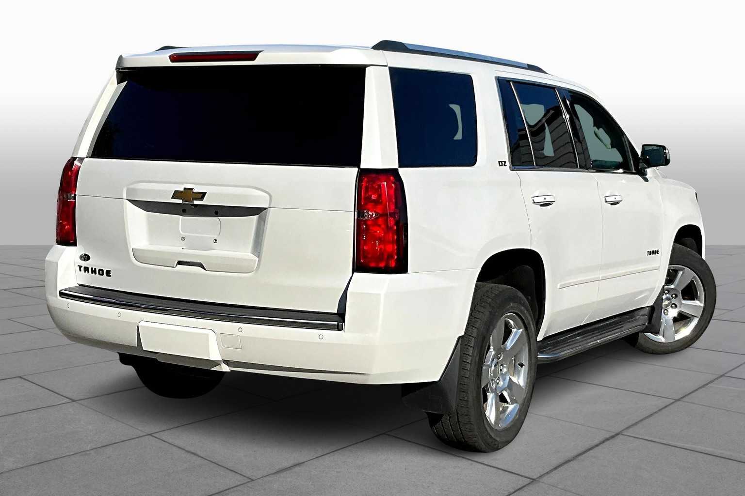 2016 Chevrolet Tahoe LTZ photo 12
