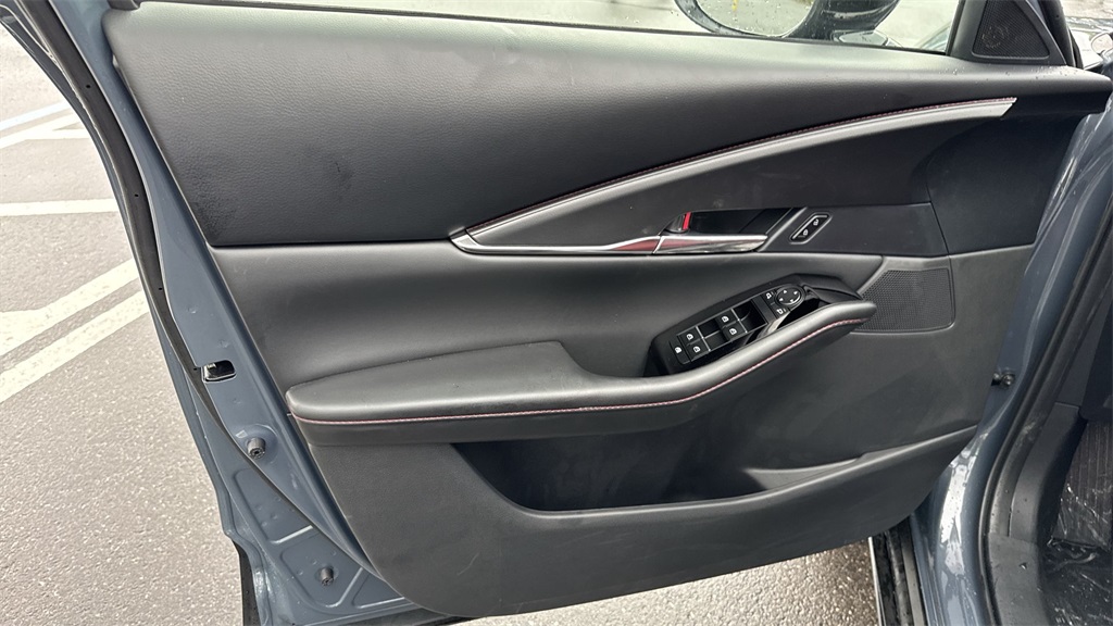 2025 Mazda CX-30 2.5 S Carbon photo 39
