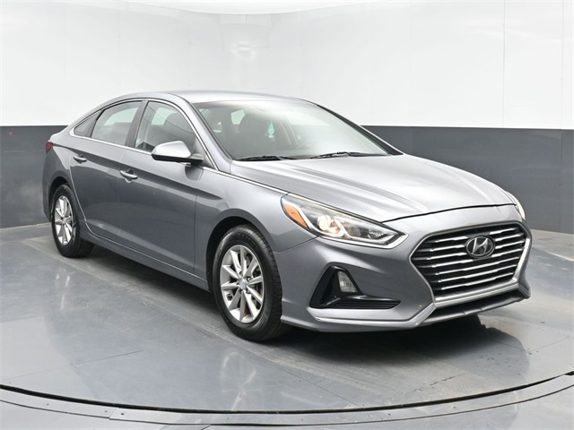 Used 2018 Hyundai Sonata SE with VIN 5NPE24AF2JH689165 for sale in Morristown, TN