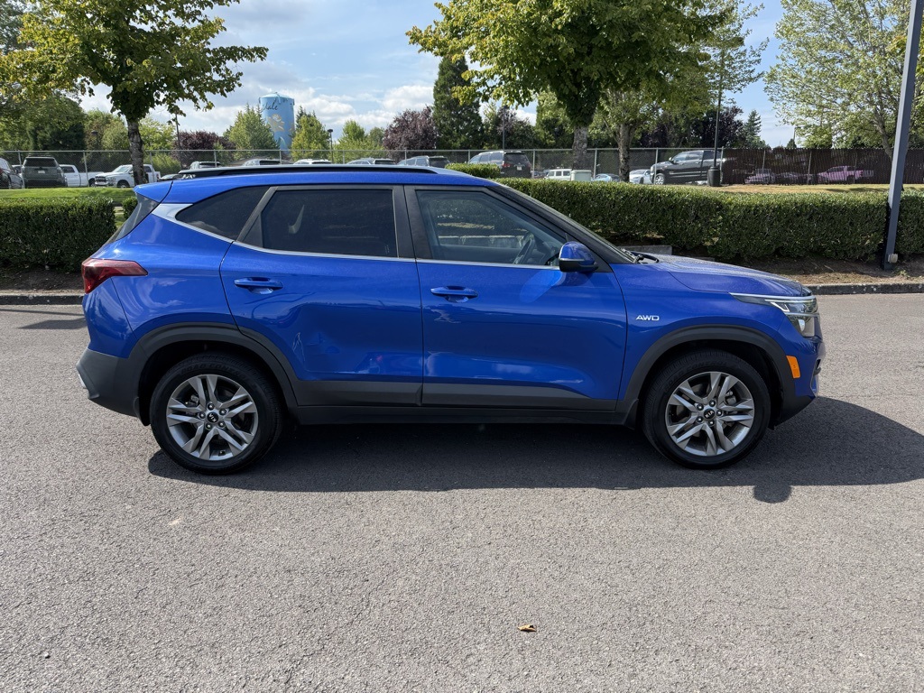 2021 Kia Seltos S photo 8