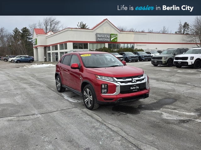 2024 Mitsubishi Outlander Sport ES's photo