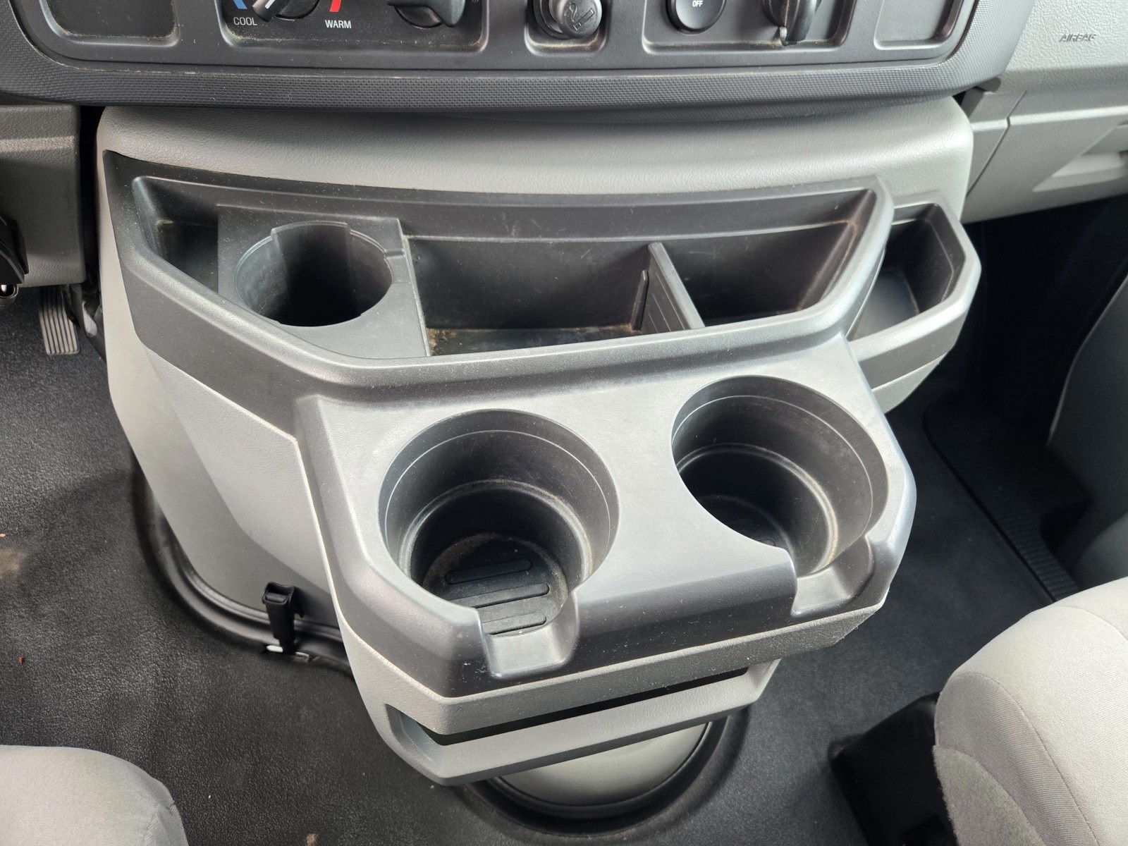 2012 Ford E-250 Cargo photo 22