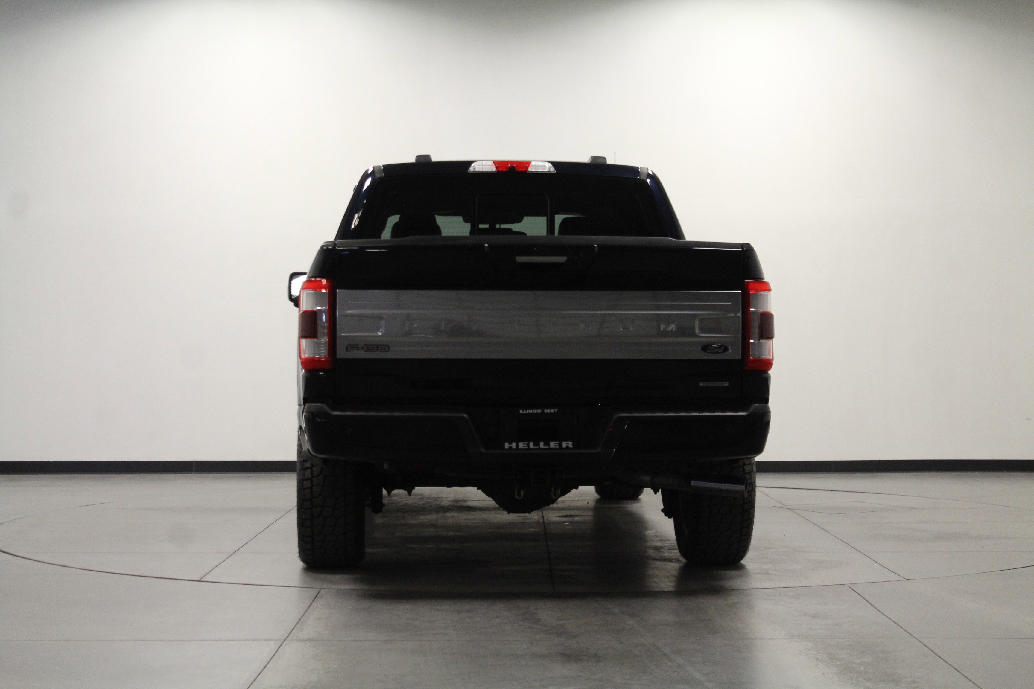 2021 Ford F-150 Platinum photo 4
