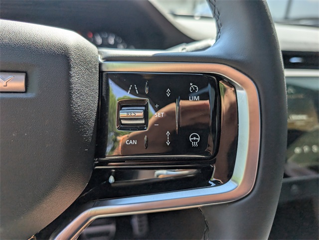 2024 Land Rover Discovery Sport SE photo 18