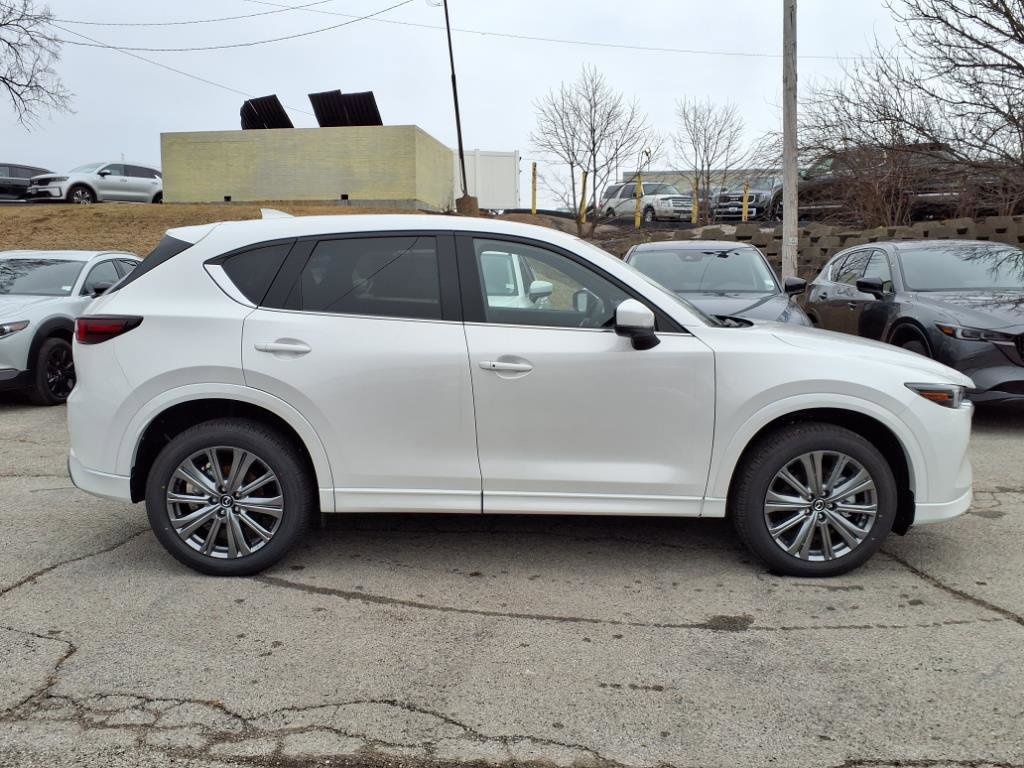 2025 Mazda CX-5 2.5 Turbo Signature photo 3