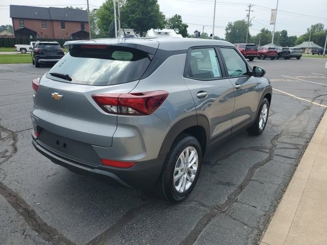 2026 Chevrolet Trailblazer LS photo 6