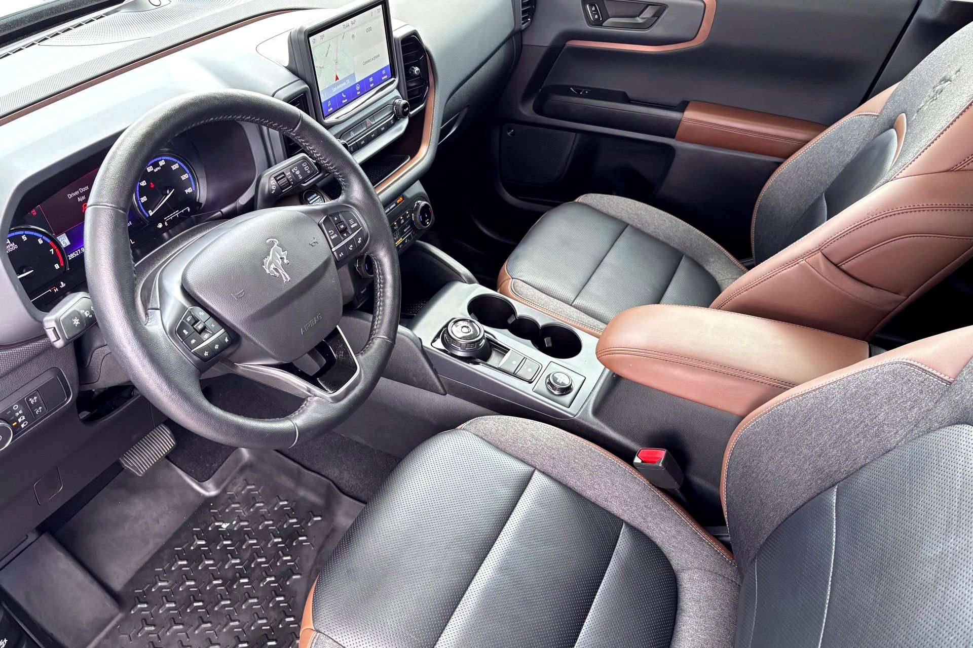 2022 Ford Bronco Sport Outer Banks photo 5
