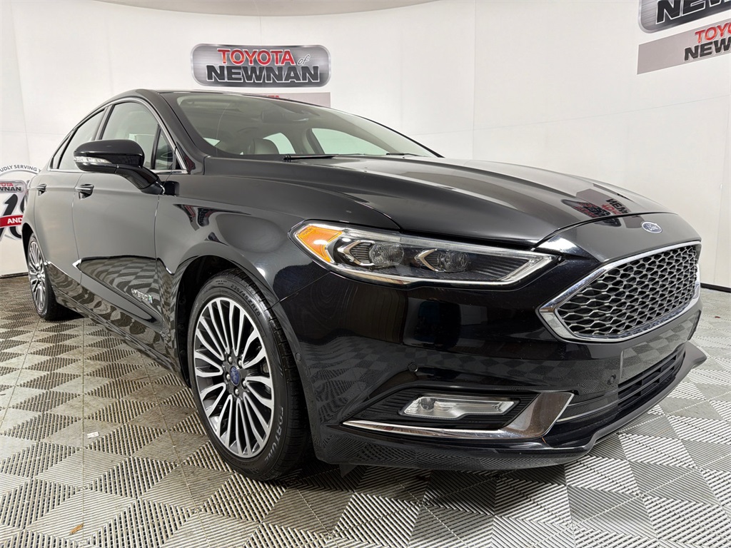 2018 Ford Fusion Hybrid Platinum's photo