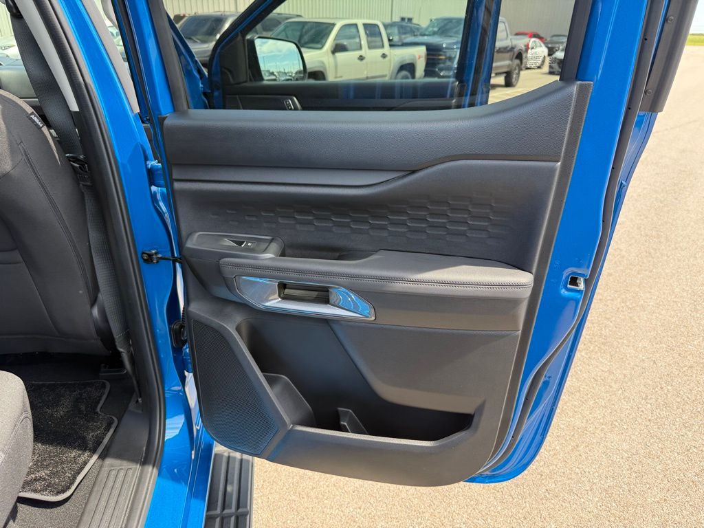 2025 Ford Ranger XLT photo 19