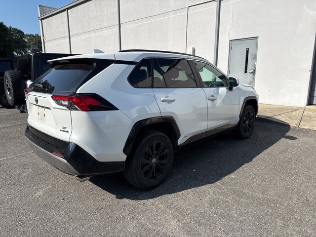 2023 Toyota RAV4 Hybrid SE photo 2