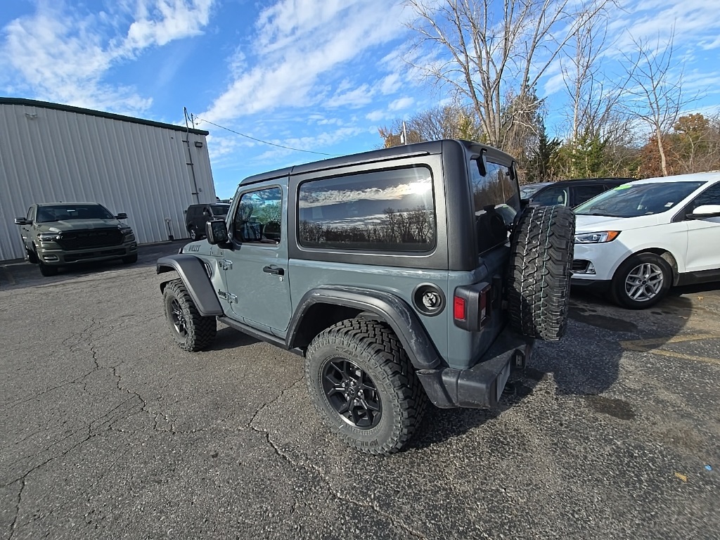 2025 Jeep Wrangler Willys photo 4