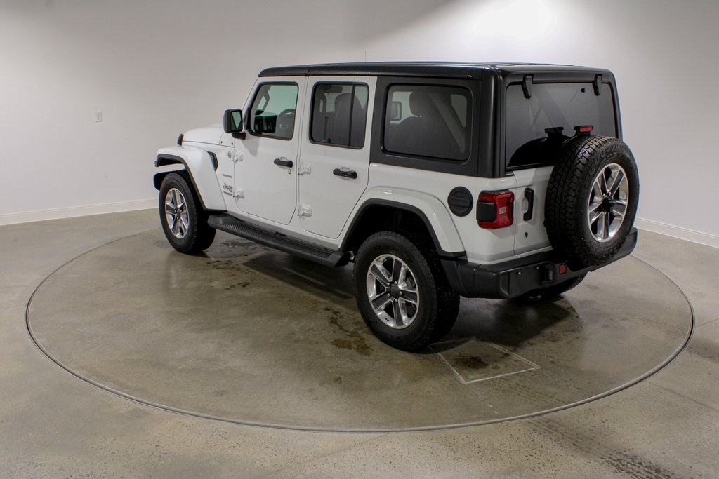 2019 Jeep Wrangler Unlimited Sahara photo 3