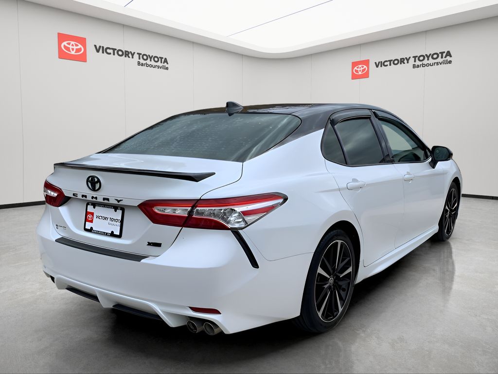 2020 Toyota Camry XSE photo 3