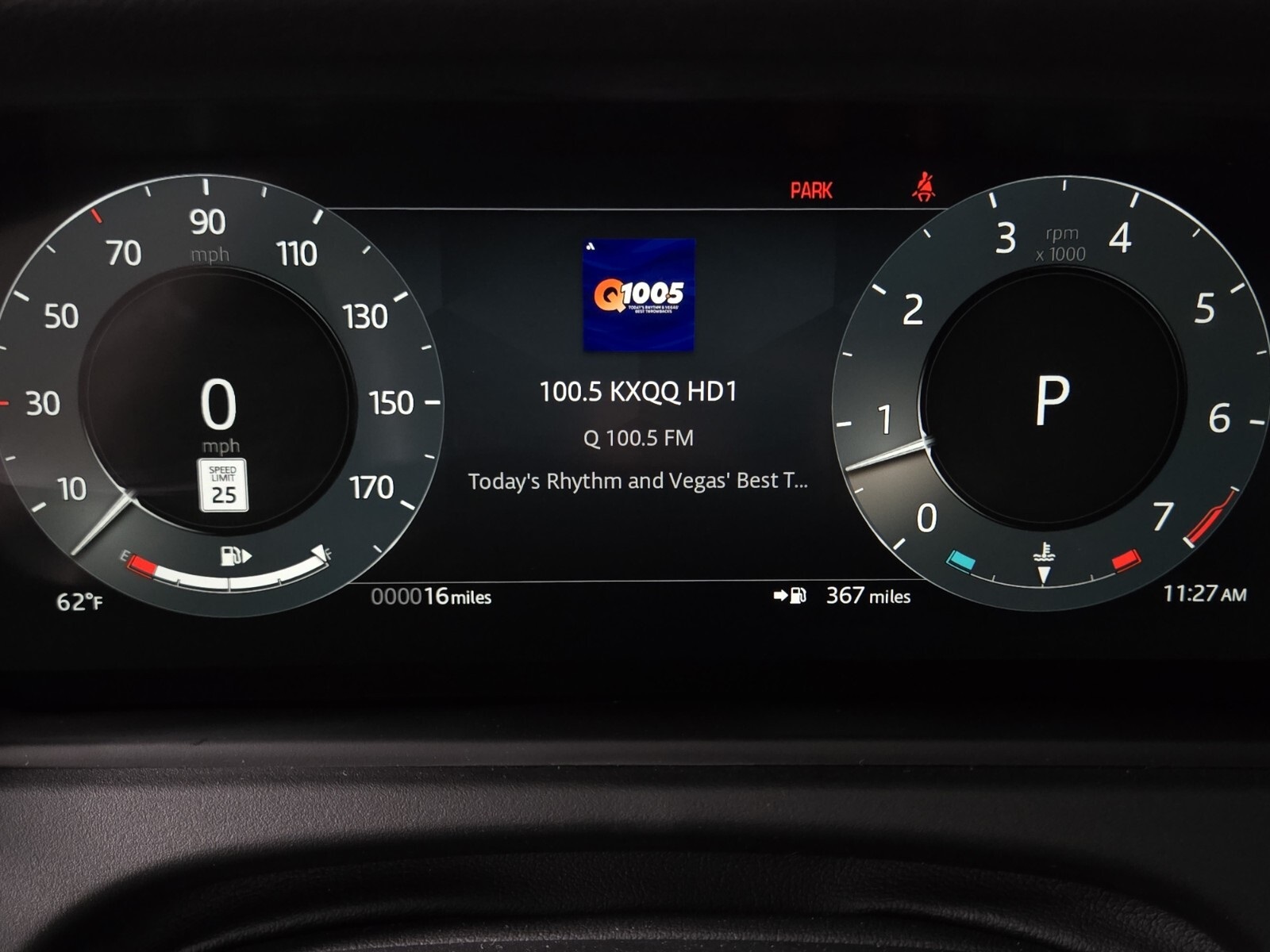 2026 Land Rover Range Rover Velar Velar P250 S photo 30