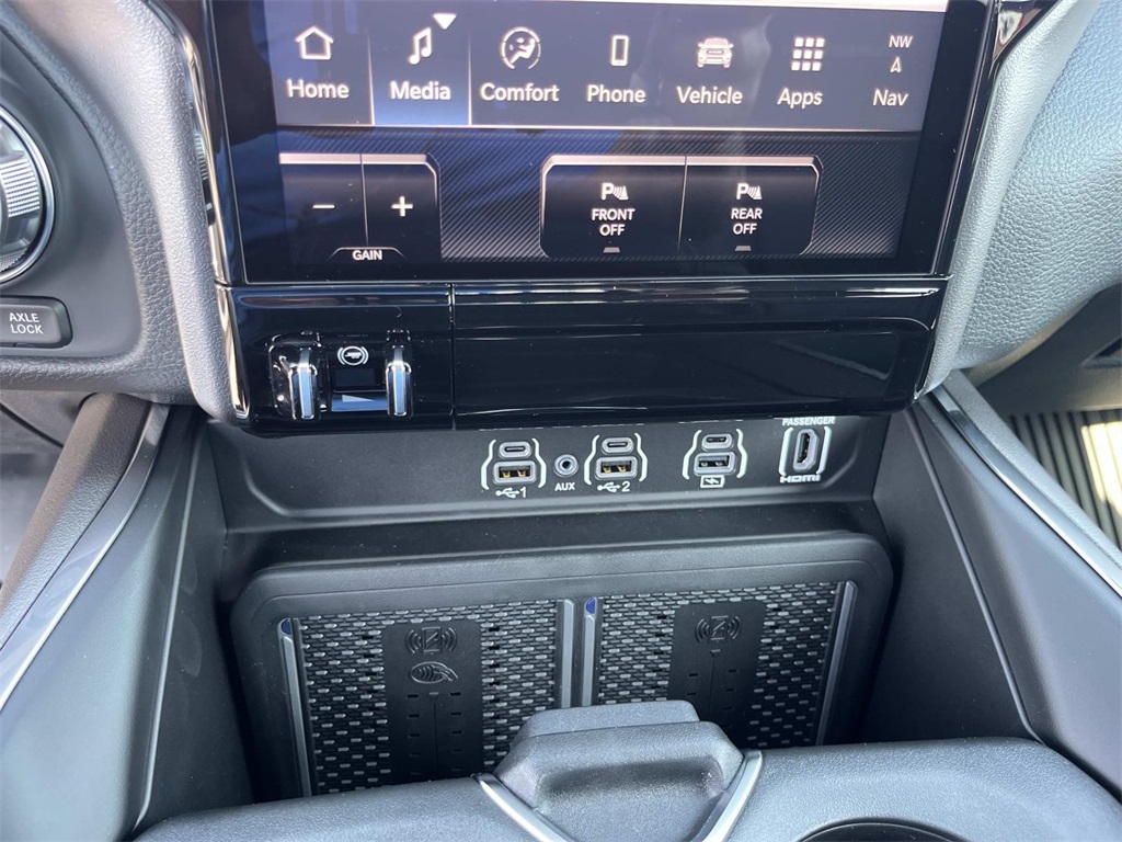 2026 Ram 1500 Laramie photo 20