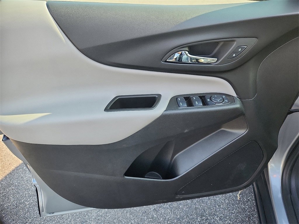 2024 Chevrolet Equinox LS photo 11