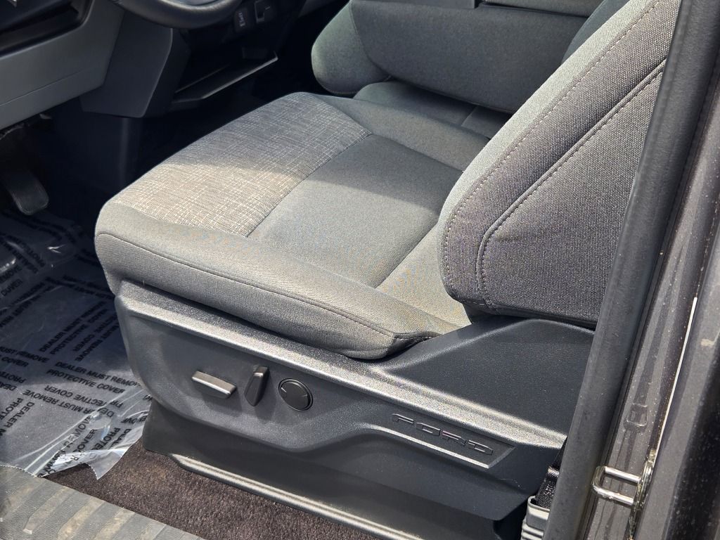 2022 Ford F-150 XLT photo 20