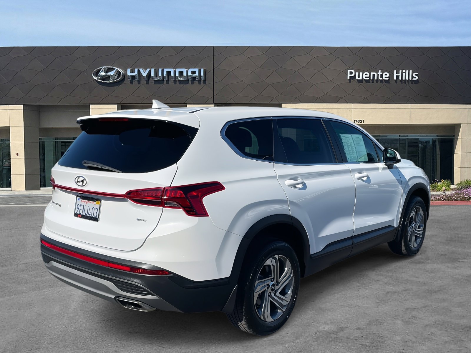 2023 Hyundai Santa Fe SE photo 4